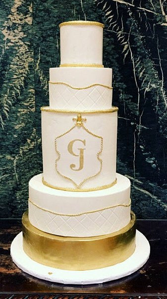 Erika Oldham Custom Monogram Cakes